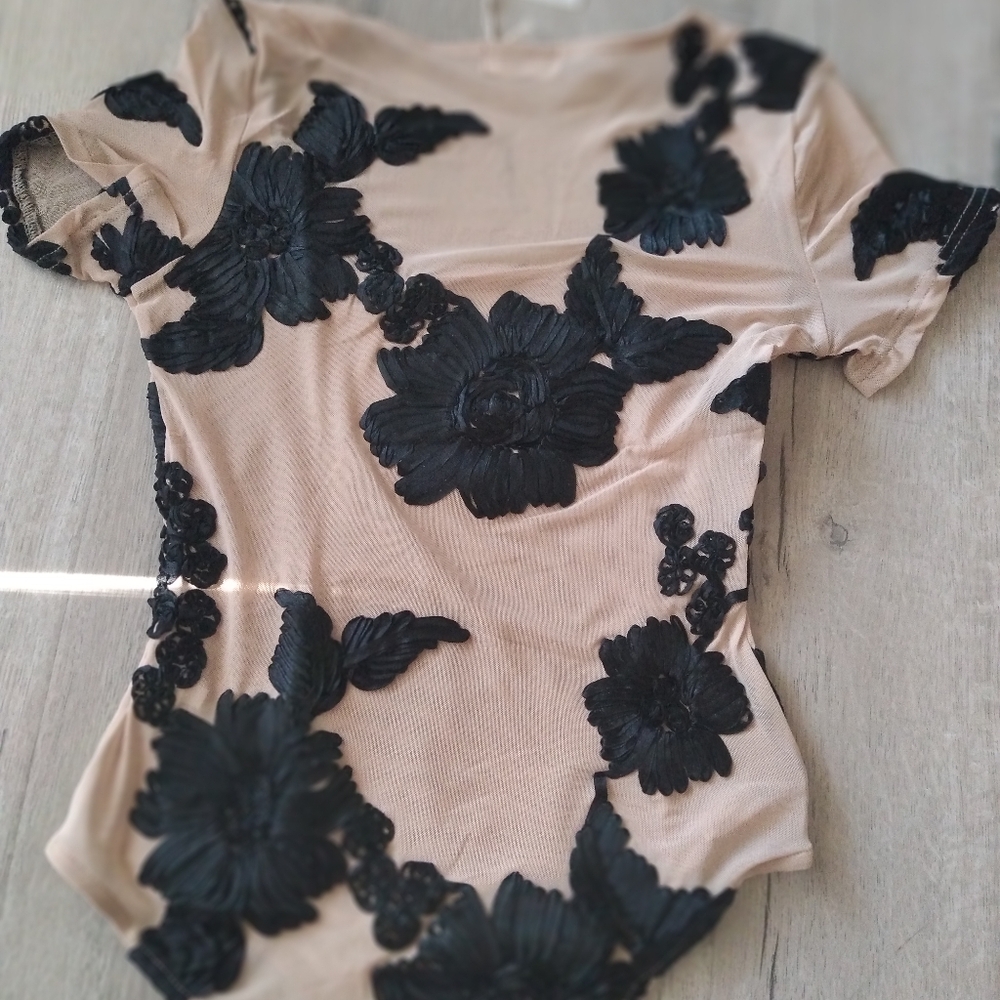 **Sale**Elegant Black Floral Women's Bodysuit